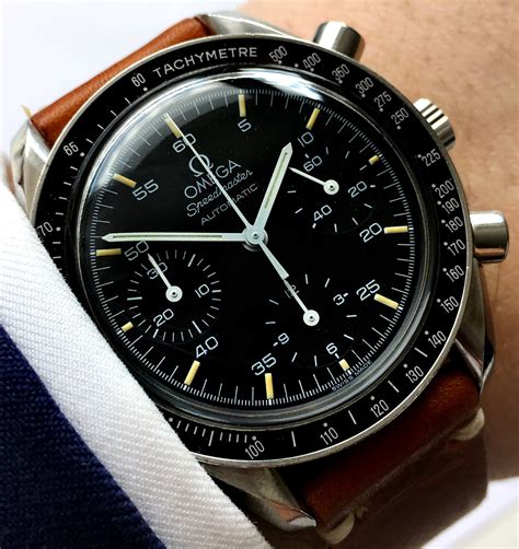 omega speedmaster auto.